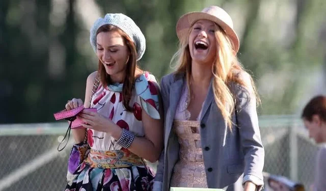 Blair Waldorf and Serena van der Woodsen sharing a heartfelt moment